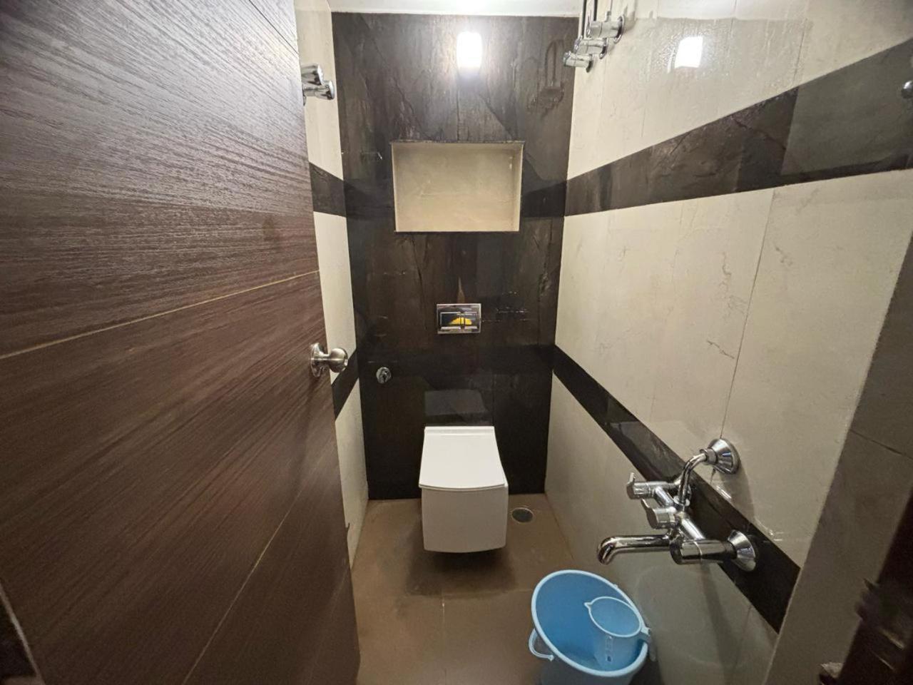 Eagle Inn Stay Kanchipuram Buitenkant foto