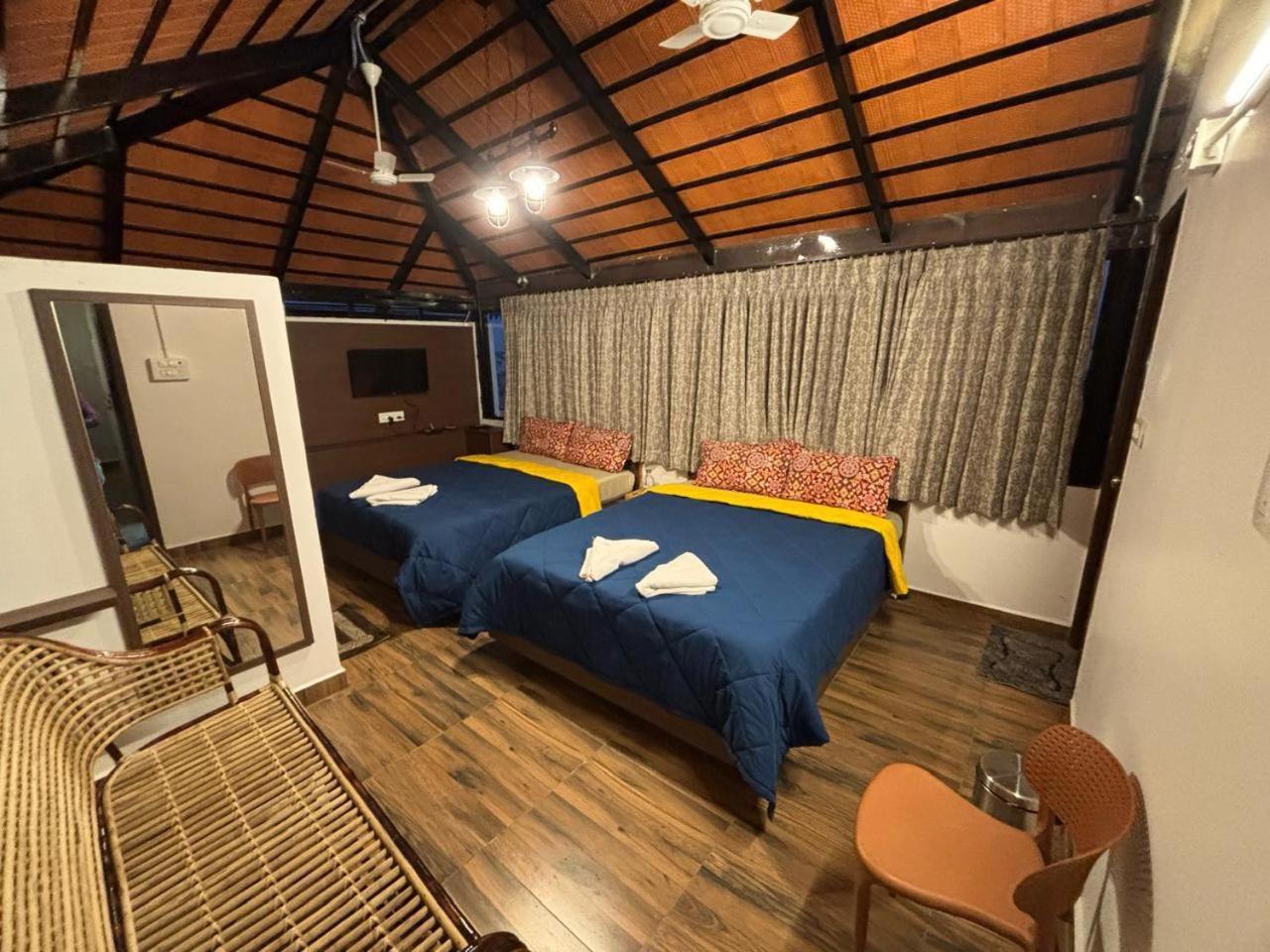 Eagle Inn Stay Kanchipuram Buitenkant foto