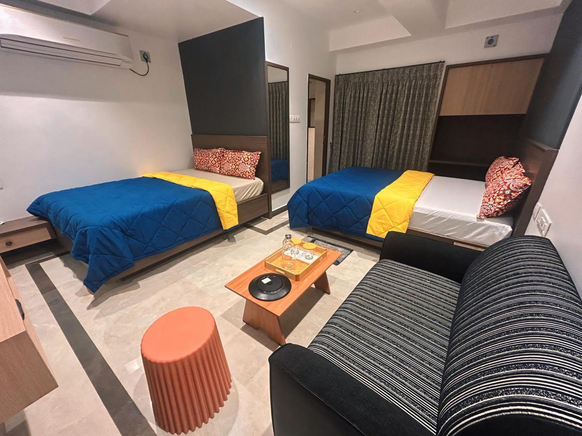 Eagle Inn Stay Kanchipuram Buitenkant foto